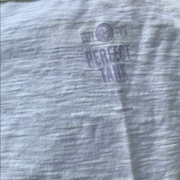 yellow t shirt - Picture 3 of 3